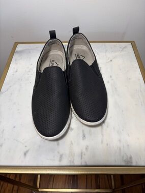 Cliffs by WHITE MOUNTAIN Garrison Black Perforated Slip-On Sneaker - Sz 7